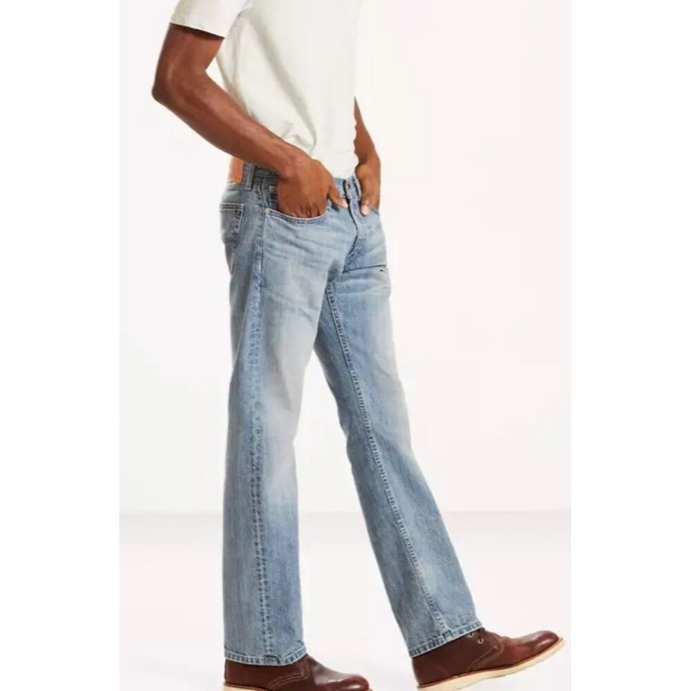 Levi’s 514 Straight Fit Jeans W33 L30 Light Wash Blue 100% Cotton 2014 - Picture 1 of 6
